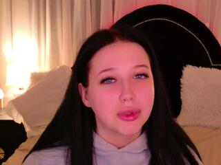 Maddy Stolem webcam model stream image