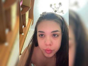 Aloeeevera444 webcam bongacams model stream image