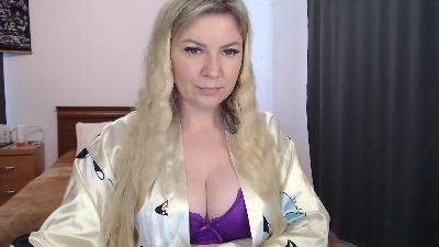 ParadiseAlina webcam model stream image