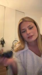 Coquineblondefr webcam cam4 model stream image