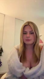 Coquineblondefr webcam cam4 model stream image