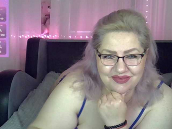 AngelinaGlam webcam model stream image