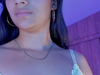 Melany Oconner webcam model stream image