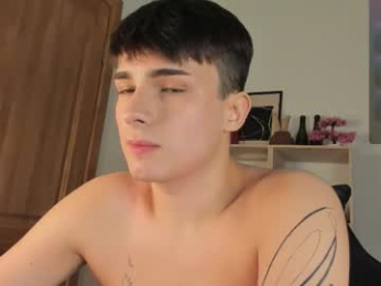 mystic_evan webcam model stream image