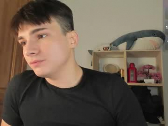 mystic_evan webcam model stream image