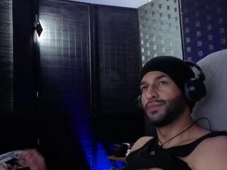 Ralf E webcam model stream image