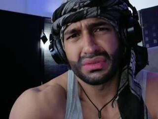 Ralf E webcam flirt4free model stream image