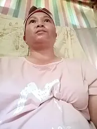 Love-Mama33 webcam model stream image