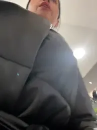 CrazzyChicks webcam model stream image