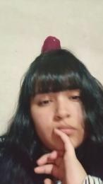 Luuuu25 webcam model stream image