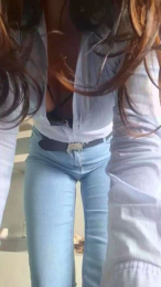 luxxe25 webcam model stream image