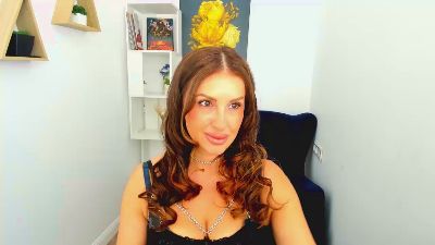 HoneyBlossome webcam model stream image