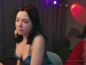 velouraa webcam bongacams model stream image