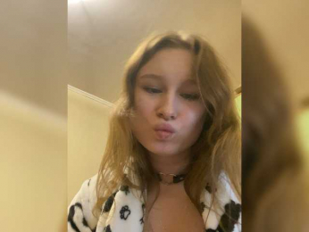 Eugenia1126 webcam model stream image