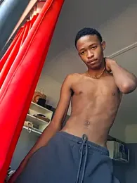 youngAndReckles webcam stripchat model stream image