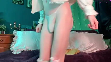 LillyAmore webcam model stream image