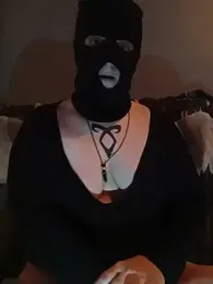 LolaXXDreams webcam stripchat model stream image