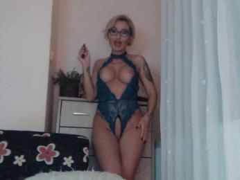 JADAPink webcam model stream image