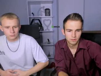 astren_villo webcam model stream image