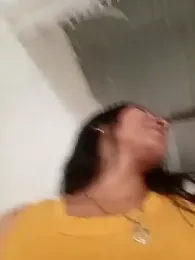 chikivivi- webcam model stream image