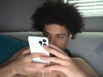 lightskinwithgirth webcam chaturbate model stream image