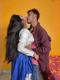 RedQQueen webcam model stream image