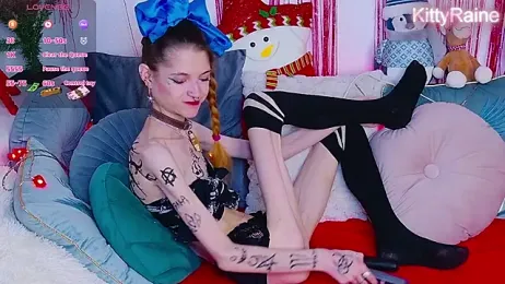 KittyRaine webcam model stream image