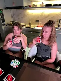 Nura_n_Sarah webcam model stream image