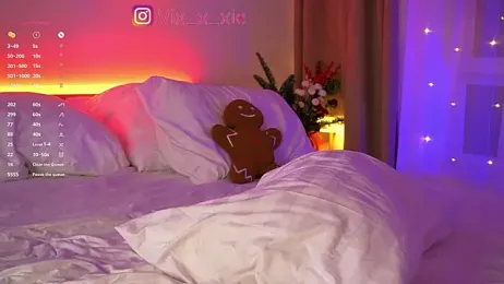 ViXXXiee webcam model stream image