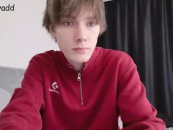 callmenineoneseven webcam model stream image