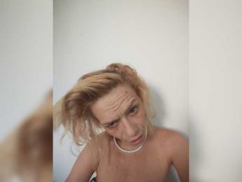 evittaellite1- webcam model stream image