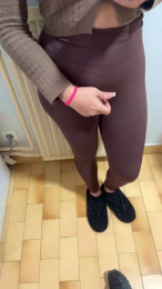 Johnna692 webcam model stream image