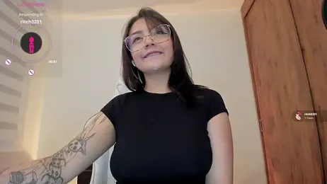 Hannya_moon webcam model stream image