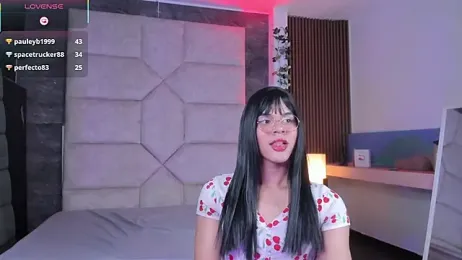 Slenna_Moon webcam model stream image