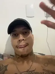Ttinho webcam stripchat model stream image