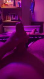 elvissss_ webcam cam4 model stream image