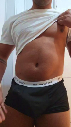 Goldenzin webcam model stream image