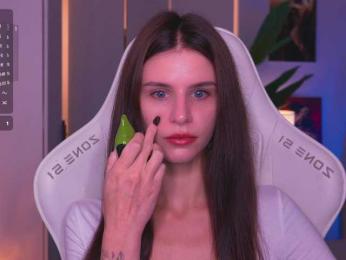 EmiMoon webcam model stream image