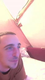 Hedonie webcam model stream image