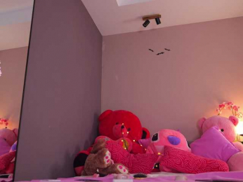 Vesia webcam model stream image