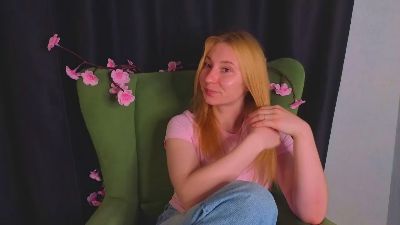 RosalieHandley webcam model stream image