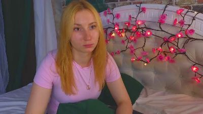 RosalieHandley webcam model stream image