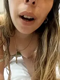 CrisHot202 webcam model stream image