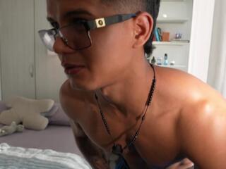Ryan Carrington webcam model stream image