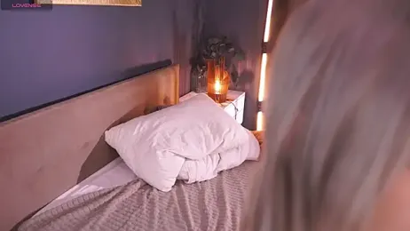 TastyTiffy webcam model stream image