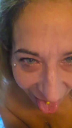 viola_viola webcam model stream image