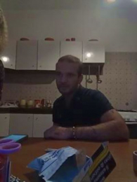 viola_viola webcam model stream image