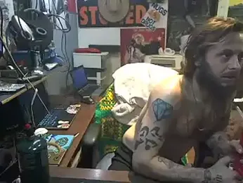 CloudDadddyyy420 webcam model stream image