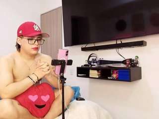 brunothompson webcam model stream image