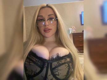 _13___ webcam bongacams model stream image